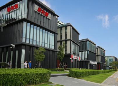 化學鍍鎳，陽極氧化，硬質陽極氧化，環(huán)保鍍黑鋅，彩鋅，白鋅，蘭鋅，啞色電泳廠家